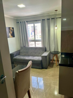 Flat alto padrão com piscina